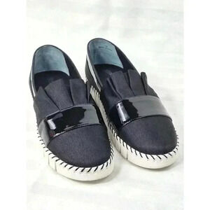J. Renee Hivani Slip‎ On Sneakers Black White Size 11M